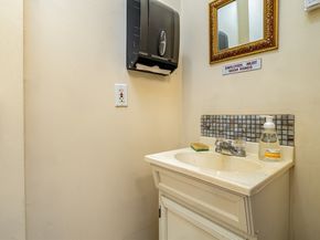 35 Bemis Road, Fitchburg MA 01420
