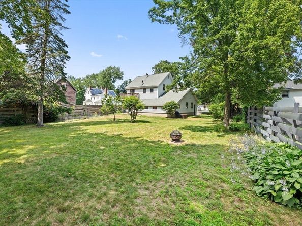 23 Salem Rd, Billerica MA 01862