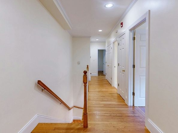460 Massachusetts Avenue B, Boston MA 02118