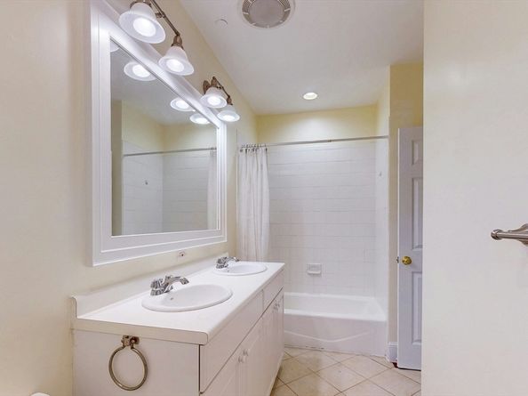 460 Massachusetts Avenue B, Boston MA 02118