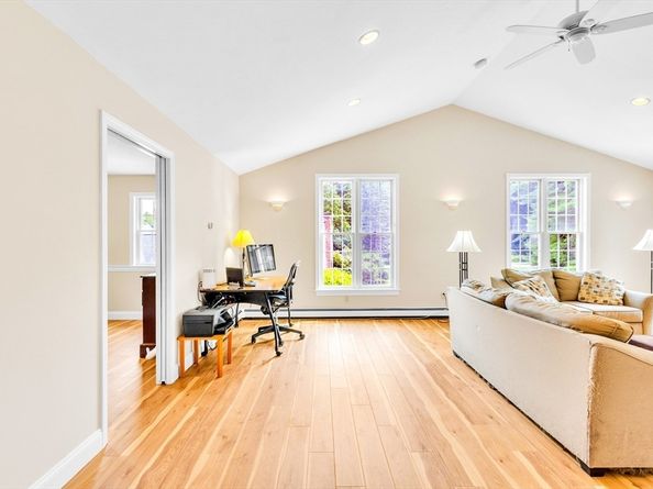 351 Burroughs Road, Boxborough MA 01719