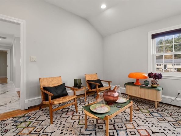 19 Bakers Hill Rd, Weston MA 02493