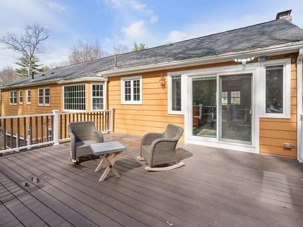 19 Bakers Hill Rd, Weston MA 02493