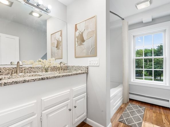 30 Old Nourse St, Westborough MA 01581
