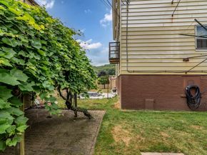 10 Imperial Rd, Worcester MA 01604