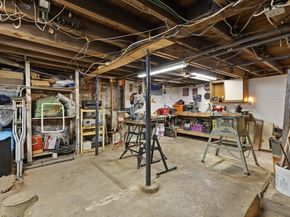 37 West St, Brockton MA 02301