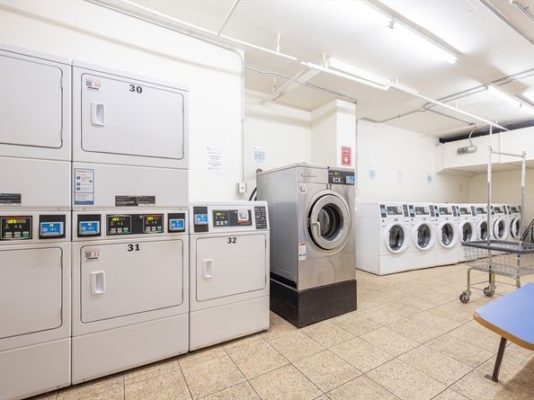 60 Longwood Ave 302, Brookline MA 02446