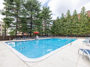 60 Longwood Ave 302, Brookline MA 02446