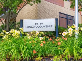 60 Longwood Ave 302, Brookline MA 02446