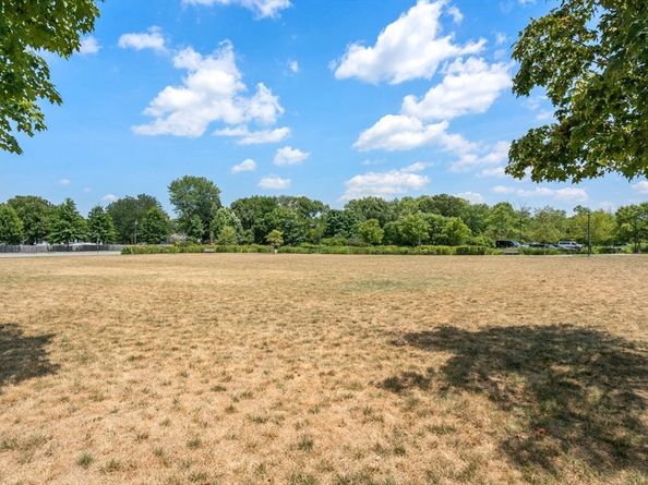 7 Cross St 204, Wilmington MA 01887