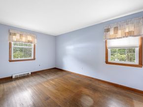 464 Gorwin Dr, Holliston MA 01746