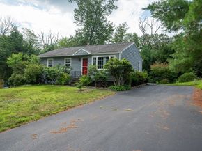464 Gorwin Dr, Holliston MA 01746