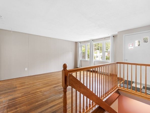 464 Gorwin Dr, Holliston MA 01746