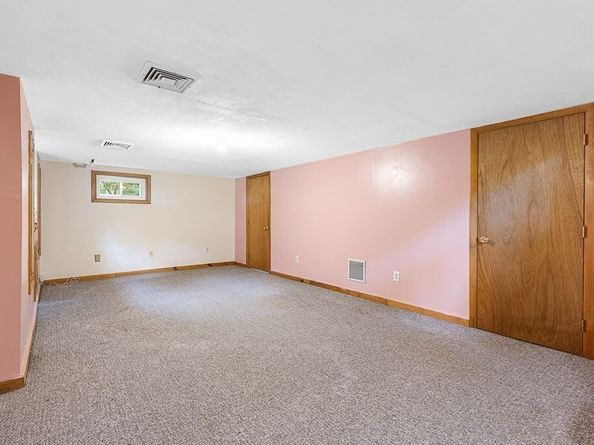 464 Gorwin Dr, Holliston MA 01746