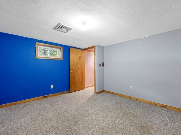 464 Gorwin Dr, Holliston MA 01746