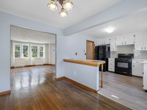 464 Gorwin Dr, Holliston MA 01746