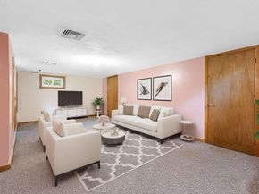464 Gorwin Dr, Holliston MA 01746
