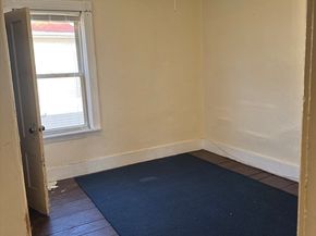 4 Fay St, Worcester MA 01604