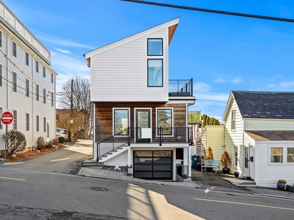 41 Gardner Road, Nahant MA 01908