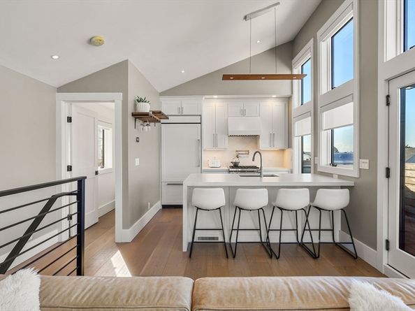 41 Gardner Road, Nahant MA 01908