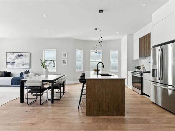 34 Woodford St 1, Boston MA 02125