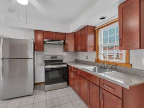 154 Belmont St, Worcester MA 01605