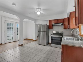 154 Belmont St, Worcester MA 01605