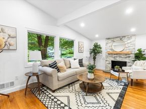 26 Spring Lane, Framingham MA 01701