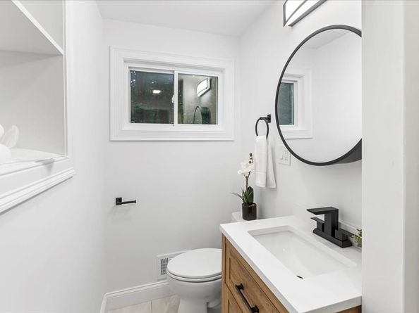 26 Spring Lane, Framingham MA 01701