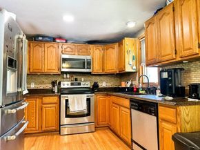 198 Lower Gore Rd, Webster MA 01570