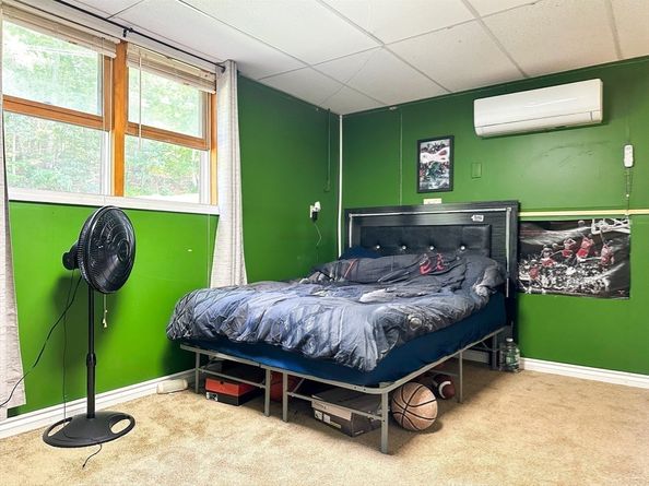 198 Lower Gore Rd, Webster MA 01570