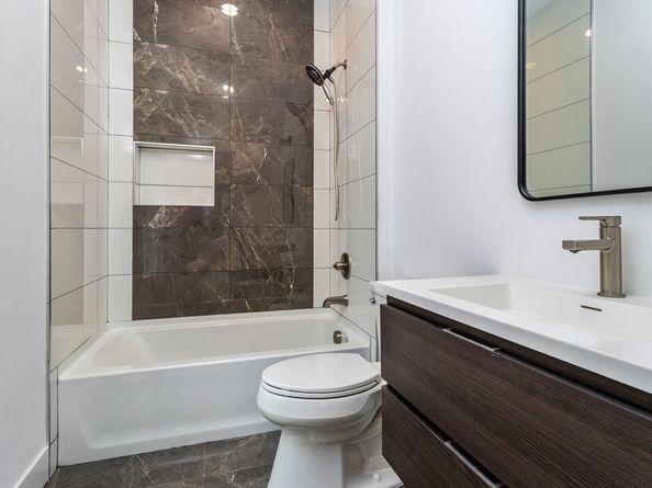 25 Waverly, Stoneham MA 02180