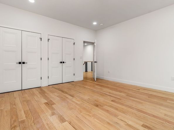 25 Waverly, Stoneham MA 02180