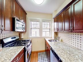 34 Ash St 204, Cambridge MA 02138