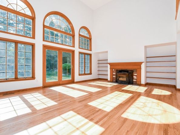 7 Upland Way, Marion MA 02738