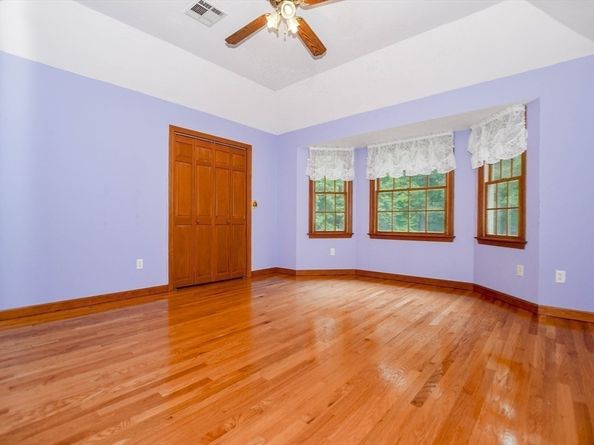 7 Upland Way, Marion MA 02738