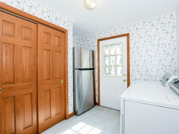 7 Upland Way, Marion MA 02738
