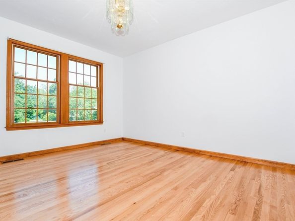 7 Upland Way, Marion MA 02738
