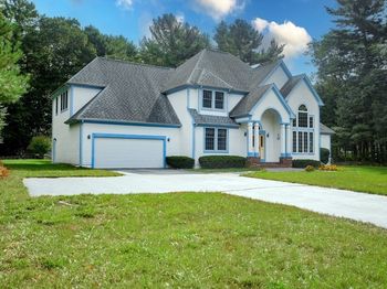 7 Upland Way