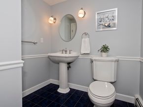 32 Dapper Darby Dr, Stoneham MA 02180