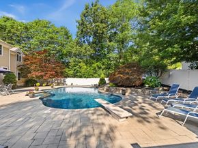 32 Dapper Darby Dr, Stoneham MA 02180