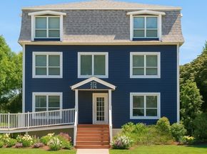 272-274 Cross St 1A, Malden MA 02148