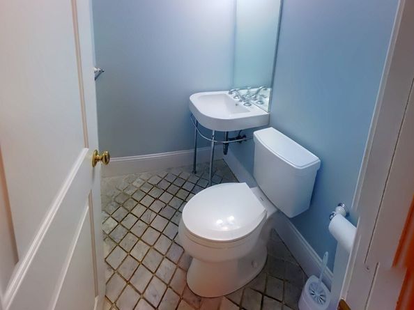 50 Longwood Ave 518, Brookline MA 02446