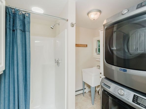 9 Pine Blf, Lakeville MA 02347