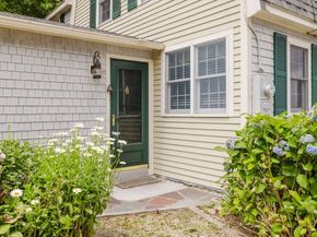 9 Pine Blf, Lakeville MA 02347