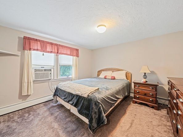 914 Pleasant St, Weymouth MA 02189