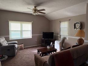 217 Crystal Water Dr 217, East Bridgewater MA 02333