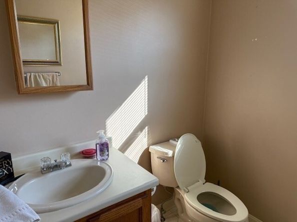 217 Crystal Water Dr 217, East Bridgewater MA 02333