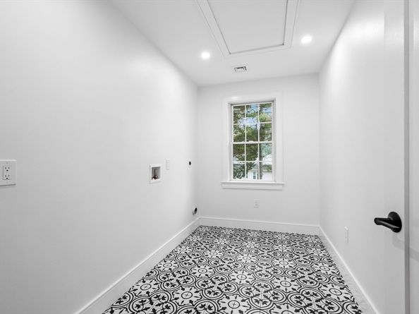 6 Grace Dr, Cohasset MA 02025