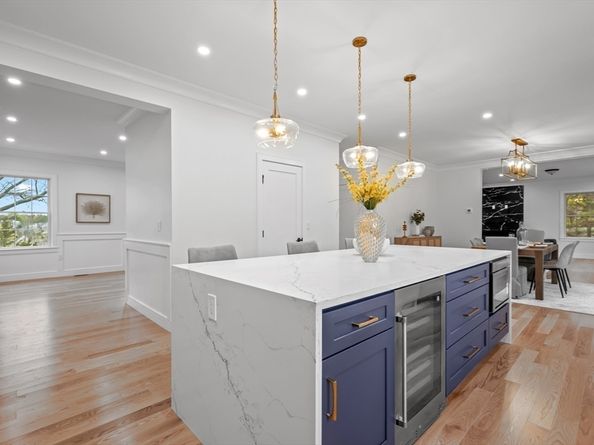 6 Grace Dr, Cohasset MA 02025